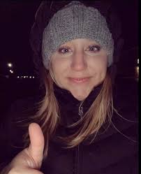 Speaking to my married couples who ones always cold and ones always hot,  how do y'all handle? Cause I'm in hot flash mode and he cold all the time  and I need