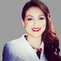 Sarah Hartlaub's Instagram, Twitter & Facebook