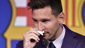 ➡️en transmisión de twitch, el futbolista colombiano se refirió a la salida de leo messi del barcelona y la llegada del 'kun' agüero. F99xxfqx2actnm