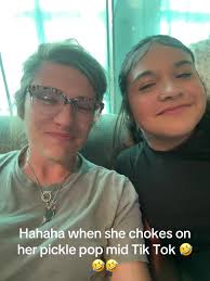 When @🦈🦈🦈~•GWEN LOPEZ•~🦈🦈🦈 chokes