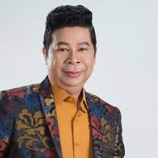 Đánh chặn, phối hợp hay đi bóng gì cũng ngon. Hoang Ä'á»©c Huy Tiá»ƒu Sá»­ Hoáº¡t Ä'á»™ng Nghá»‡ Thuáº­t Cá»§a Hoang Ä'á»©c Huy