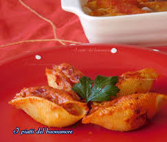 Ingredienti conchiglioni ripieni ricetta (istock). Conchiglioni Ripieni Ai Funghi I Piatti Del Buonumore