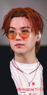 Doing what I know how to do best ❤️ if you like my outfit kindly send me a  rose flower 🌹 ❤️