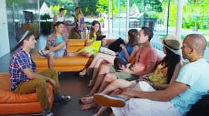 Yo Paso Tiempo Los Fines De Semana Con Mi Familia Y Mis Amigos