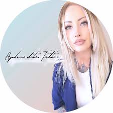 Bonjour 👋🏼 Je recherche un tatoueur pour ce type de projet, capable de  tatouer très fin ! Merci pour votre aide 🫶🏼 Belle journée 🌸