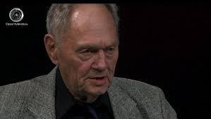 USO Encounters: New Twist In Nat Geo Photographer's Case Who Saw Underwater  Aliens