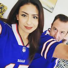 Any tattooed alt dudes or gals from upstate NY that wanna hang? I'm a  finger lakes tattoo artist trying to make friends who aren't fixking dopes  that want to create and laugh