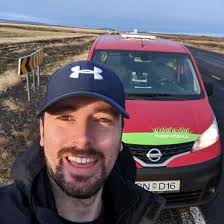 Help our local team with social media at our lake resort in  Lac-Sainte-Marie, QC, Canada