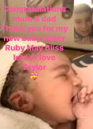 Mrs Laura May Osborne (@lmbliss)