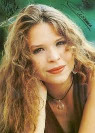 Sie wurde 1974 in münchen geboren, ist die tochter des schauspielers egon wellenbrink und die halbschwester des sängers nico santos. Mia Sophie Wellenbrink Alchetron The Free Social Encyclopedia