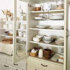 たくさん置いてもすっきり 食器棚の食器収納のコツ キッチンの装飾 収納 アイデア 食器棚 おしゃれ 収納