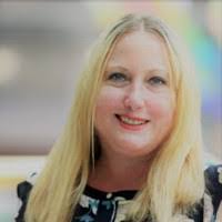 Stephanie Ignacio's Instagram, Twitter & Facebook