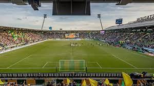 Eurosport propose pour cette rencontre un suivi en direct. Vijf Vragen Over Het Kunstgras In Het Stadion Van Ado Den Haag Omroep West