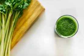 Kandungan nutrisi yang ada dalam. Manfaat Jus Seledri 5 Manfaat Minum Jus Seledri Sebelum Tidur Theasianparent Indonesia