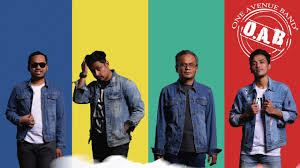 Mengapa terjadi oh pada diri ini haruskah ku meneruskan lagi kisah kita yang telah kita bina bersama kini tlah hancur karena kau memilih dia. One Avenue Band Lagu Baru