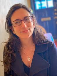 Vocal and piano lessons available in Franklin Square