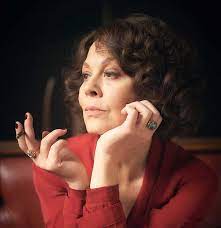 Helen elizabeth mccrory, obe is an english actress whose role in peaky blinders is that of aunt polly elizabeth gray. Helen Mccrory Interview