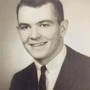 Rebecca Tully's Instagram, Twitter & Facebook