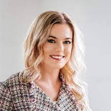 Beulah Preston's Instagram, Twitter & Facebook