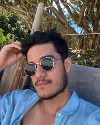 ☀️🏝️🕶️