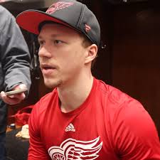 "It's nice to be back.", 🗣️ Raymond &...