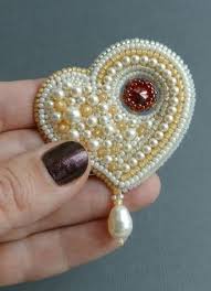 как сделать украшения из бисера своими руками для начинающих Broshi Iz Bisera Shemy Miniatyur Obsuzhdenie Na Liveinternet Rossijskij Servis Onlajn Dnevnikov Bisernye Ukrasheniya Biser Bisernye Yuvelirnye Izdeliya