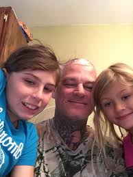 Christopher Kozma (@kozmochris)