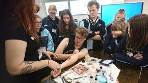 Traralgon college serves 1,200 students with two campuses. Junior Campus Traralgon College