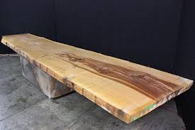 Massivholz Tischplatte Eiche Aus Einem Stuck Mit Schoner Baumkante Lange 530 Cm Breite 110 Cm Starke 8 Cm Massivholz Tischplatte Eiche Massivholztisch