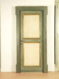 Riproduzione Di Una Porta Del 600 Con Cornici In Foglia D Oro Dipingere Una Porta Porte Dipinte Porta Interni Fai Da Te