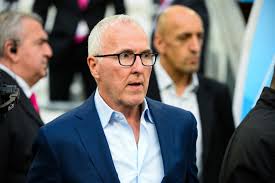 Om Fin Du Reve Fin De L Histoire Il N Y A Pas De Vente Dans Les Tuyaux Sport Fr