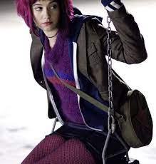 Knives and ramona have clashed several times and appear to have a kind of love/hate relationship centralizing around scott. Being A Manic Pixie Dream Girl Is Not A Bad Thing Ramona Flowers Scott Pilgrim Mary Elizabeth Winstead