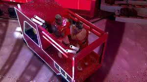 Beatriz tieta Rodriguinho em cima de trio elétrico do BBB 24