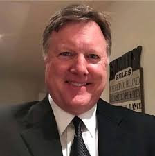 palagi” by TJ Monterde, this word has a special meaning in terms of life  and love. Promising to always be there for their loved one, no matter what  may happen. Falling in