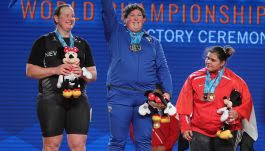 Laurel hubbard (formerly gavin hubbard; Laurel Hubbard W Sport Tvp Pl Transmisje Wideo Informacje Sportowe