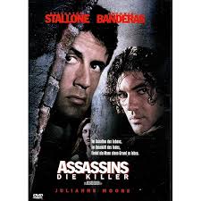 Ultraviolet: Amazon.de: Jovovich, Milla, Chinlund, Nick, Bright, Cameron,  Wimmer, Kurt, Jovovich, Milla, Chinlund, Nick: DVD & Blu-ray