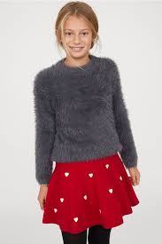 Feminine dresses in unique prints and at affordable prices is what makes love so special. Fine Knit Skirt Red Hearts Kids H M Us Girly Girl Outfits Knit Skirt Girl Outfits