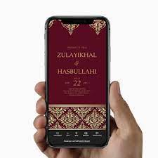 The ultimate luxe material ❤️ burgundy velvet 200gsm kad jemputan perkahwinan moden dan kad rsvp. Safira Printing Services