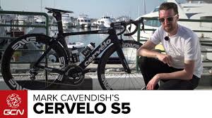 Cervélo has a long history with aerodynamic road bikes. Mark Cavendish S Custom Painted Cervelo S5 Tour De France 2017 Youtube