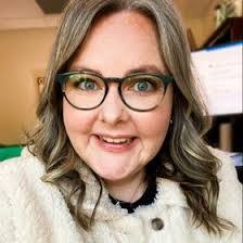 Ashley Dingman's Instagram, Twitter & Facebook