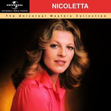Luciano pavarotti 's widow, nicoletta mantovani, has married financier alberto tinarelli in a ceremony at sant'antonio da padova basilica church, in her native city of bologna. Nicoletta French Songs Music Singer