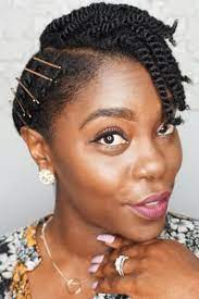 I Am Love The The Short Senegalese Twist Braids On Top With The Shaved Sides A Very Fu In 2020 Senegalese Twist Hairstyles Senegalese Twist Braids Natural Hair Styles