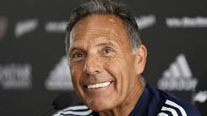 Miguel ángel russo is an argentine former football player and manager of boca juniors, who played as a midfielder. Miguel Angel Russo Estamos Sin Margen De Error Pero Boca Es Ganar Siempre Tyc Sports
