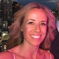 Tracy Topping's Instagram, Twitter & Facebook