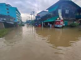 Jumlah korban jiwa akibat banjir dan longsor yang melanda jakarta, banten dan jawa barat bertambah menjadi 60 orang, dua orang masih. 30 11 2019 Info Banjir Terengganu Kelantan Terkini Facebook