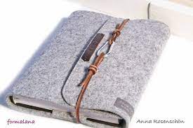 kalender hulle leder karabiner filz personalisiert personalised calendar leather gifts brown leather strap