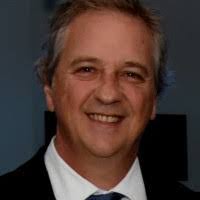 Daniel Felder's Instagram, Twitter & Facebook