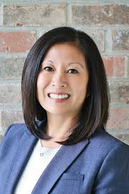 Diana Muirhead's Instagram, Twitter & Facebook