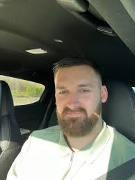 En route back from Manchester after a very early start to ensure I'm back  in time for Sunday Morning Live to discuss whether justice should be colour  blind. 10:30am BBC One. See