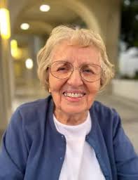 Ruth Duke's Instagram, Twitter & Facebook